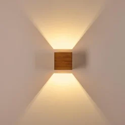 Applique murale Adak LED Bois foncé, 1 lumière