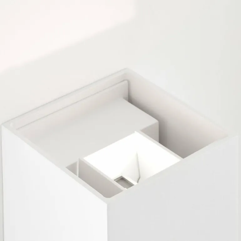 Applique murale d'extérieur Brilliant Isak LED Blanc, 1 lumière