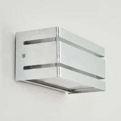 Applique murale d'extérieur Chavelhas Zingué, 1 lumière