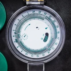 Bloc de prises électriques d'extérieur Tinú Noir, Pierre