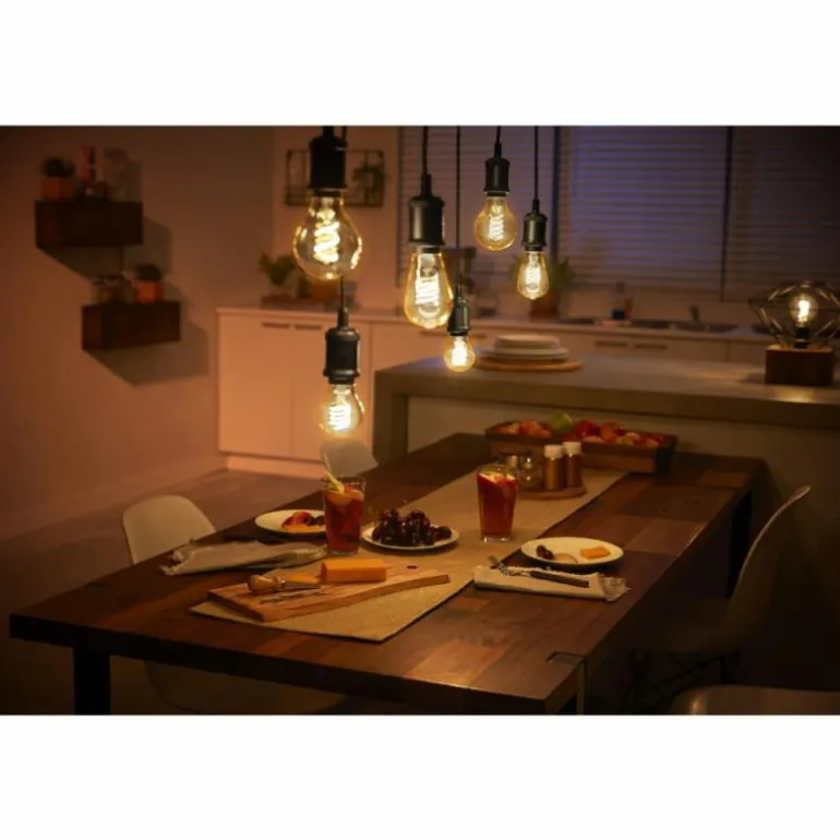 LED White Filament Globe E27 7 Watt 2100 Kelvin 600 Lumen Philips Hue