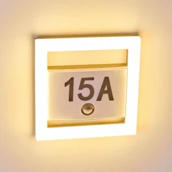 Numéro d'adresse éclairé Louisville LED Gris, 1 lumière, Détecteur de mouvement